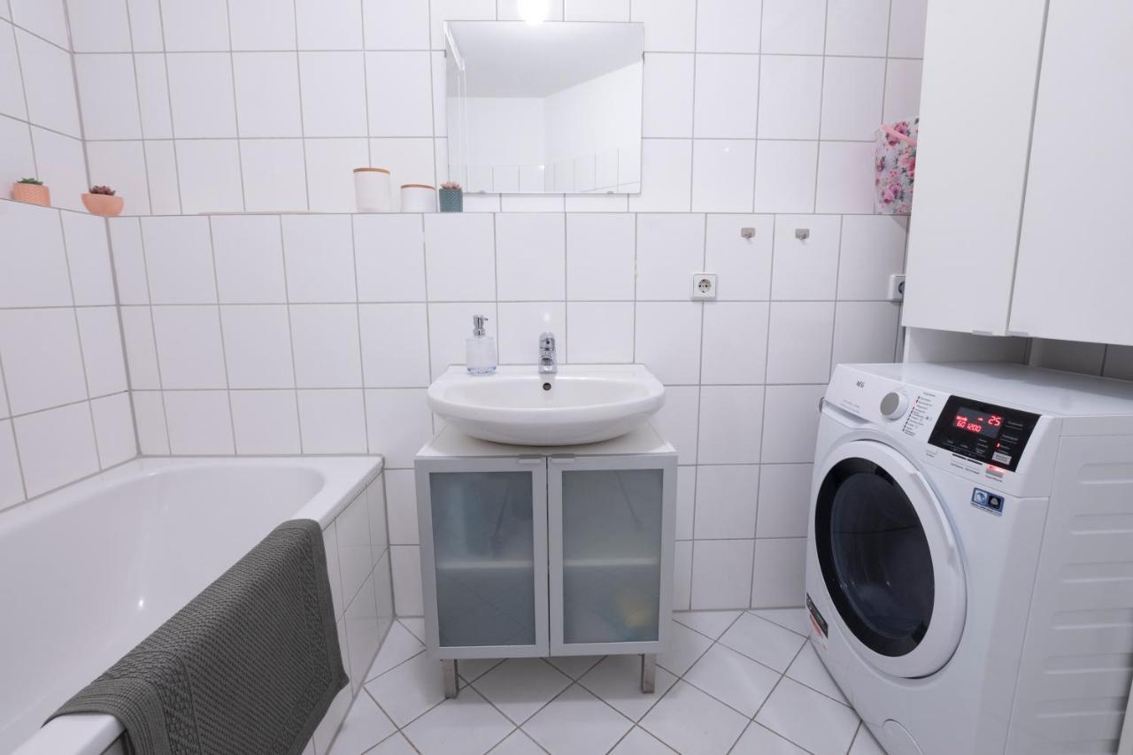 Zwickau Mittendrin, Tolles Balkon-Apartment Dış mekan fotoğraf