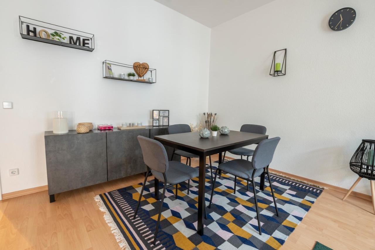 Zwickau Mittendrin, Tolles Balkon-Apartment Dış mekan fotoğraf