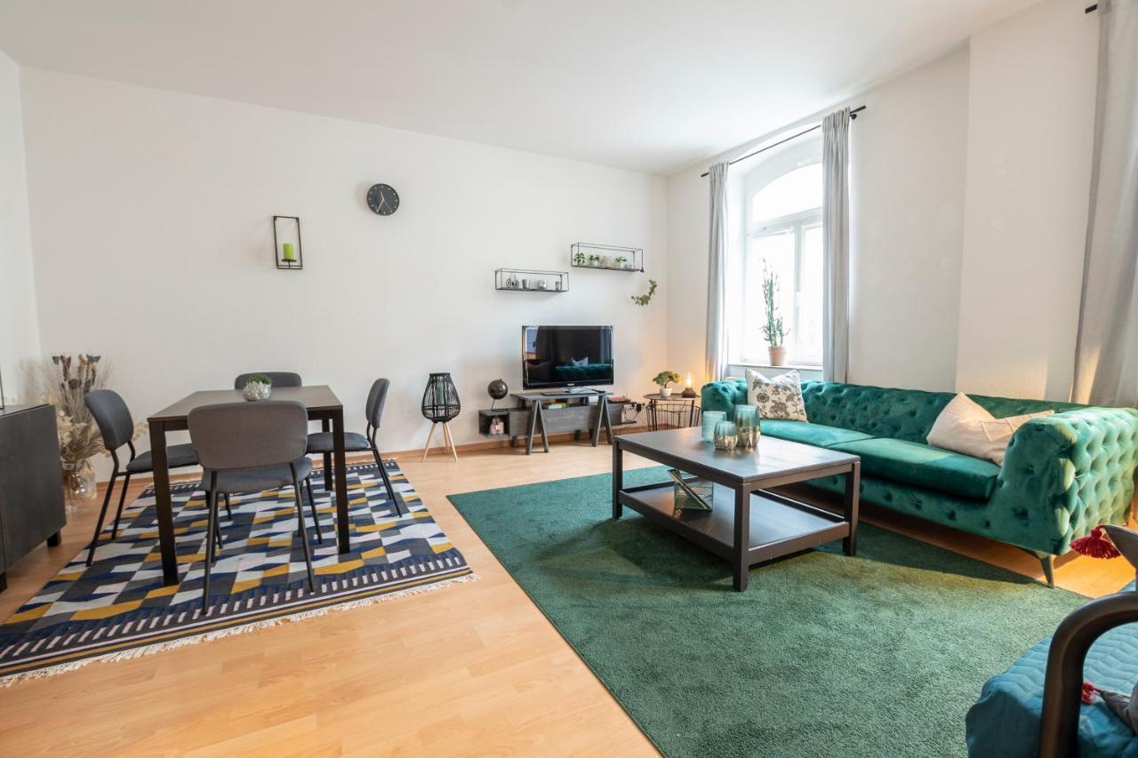 Zwickau Mittendrin, Tolles Balkon-Apartment Dış mekan fotoğraf
